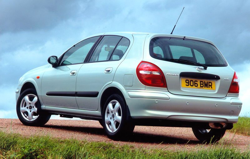 Nissan Almera