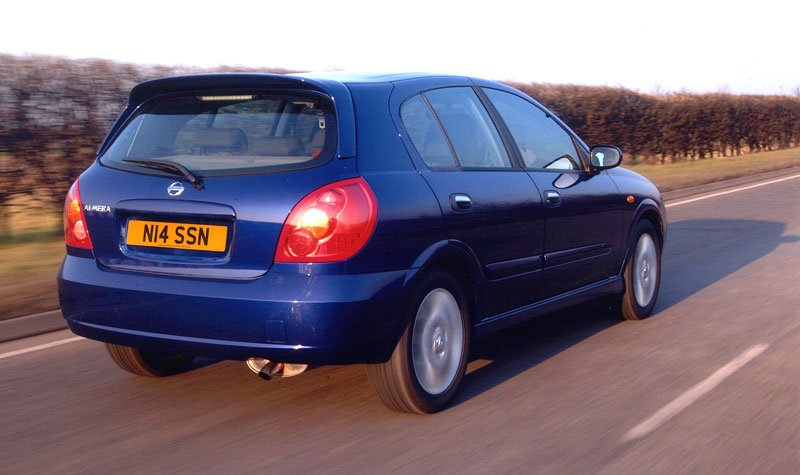 Nissan Almera