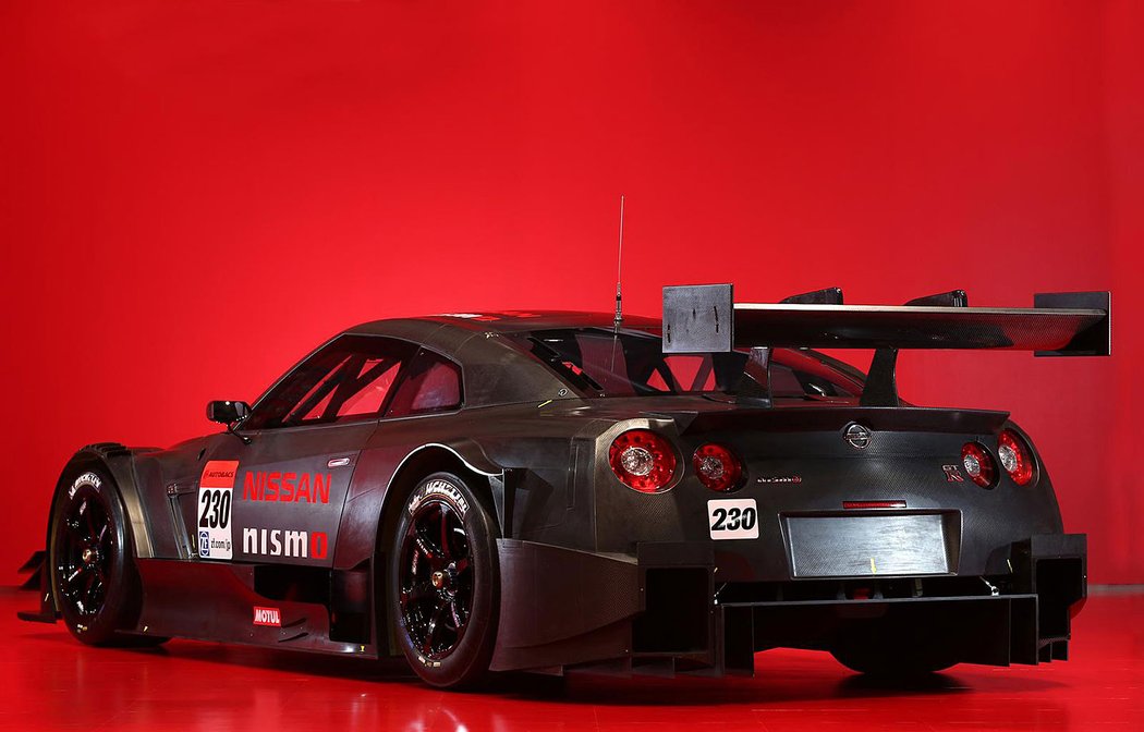 Nissan GT-R