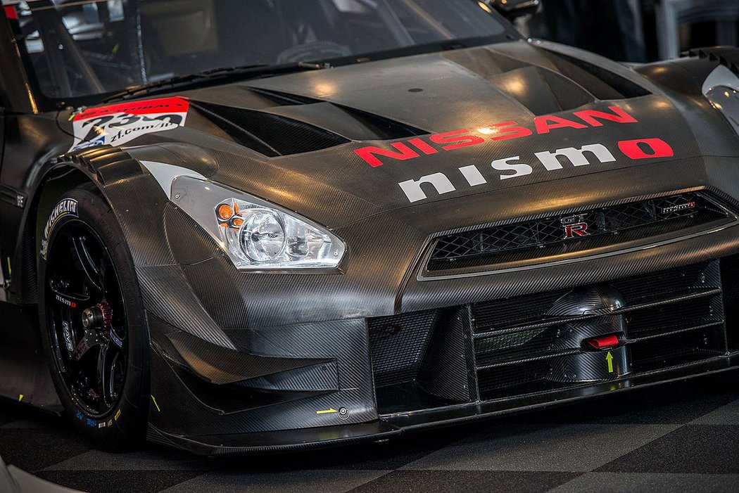 Nissan GT-R