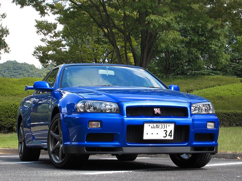 Nissan GT-R