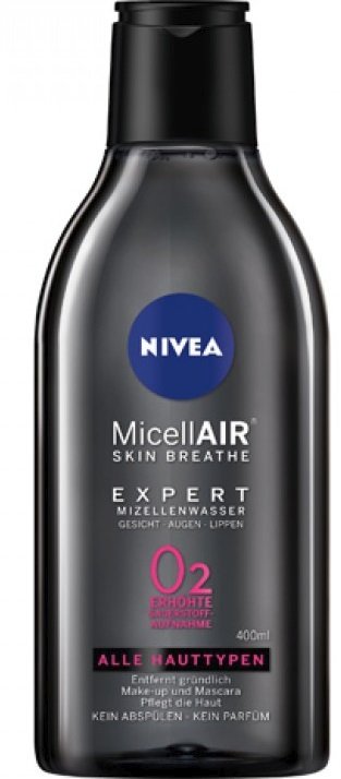 Expertní micelární voda Nivea, 175 Kč (400 ml), koupíte v síti drogérií