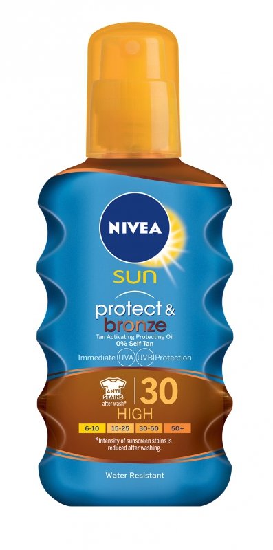 Olej na opalování podporující zhnědnutí OF 30, Nivea, 340 Kč (200 ml)