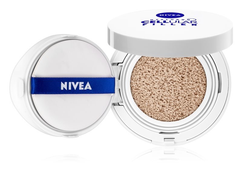 Make-up v houbičce Hyaluron Cellular Filler, Nivea, 480 Kč