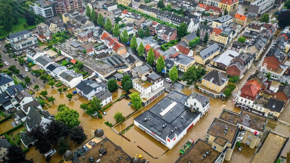 Záplavy po bouřkách v Nizozemí (15.7.2021)