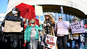 Prostitutky v Nizozemí protestovaly za návrat do práce (2.3.2021)