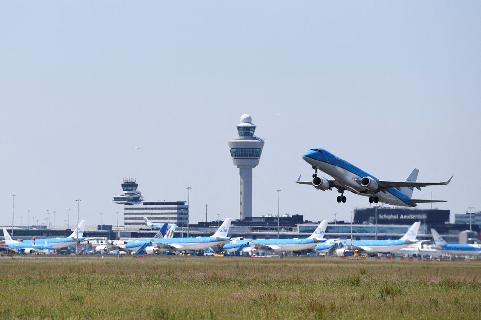 Letiště Schiphol v Amsterdamu.
