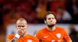 Kapitán Nizozemska Wesley Sneijder i jeho spoluhráči čelí po porážce v Česku tvrdé kritice