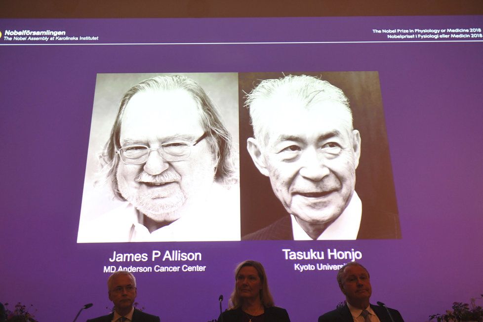 Nobelovu cenu za lékařství získali získali Američan James P. Allison a Japonec Tasuku Hondžó