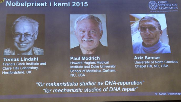 Nositeli Nobelovy ceny za chemii jsou letos Švéd Tomas Lindahl, Američan Paul Modrich a Turek Aziz Sancar