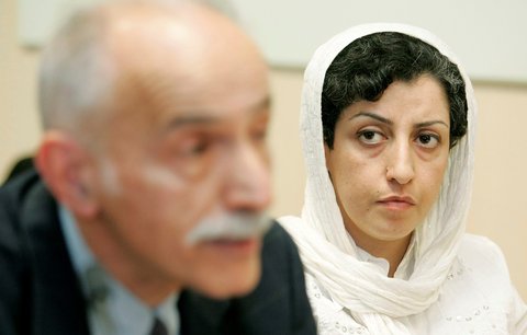 Nobelovka za mír pro vězněnou Íránku Mohammadíovou: Inspirace všem ženám, míní Pekarová