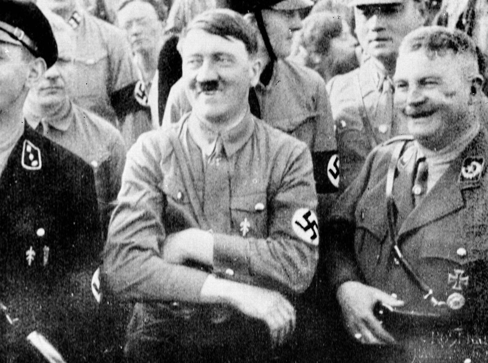 Hitler a Röhm byli dobří přátelé, proto vůdce s čistkou v SA dlouho otálel