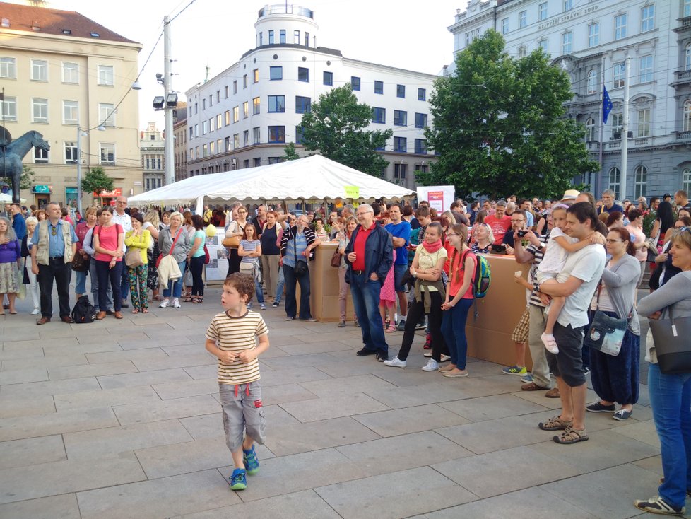 Letošní novinkou byla pátrací soutěž pro všechny generace.