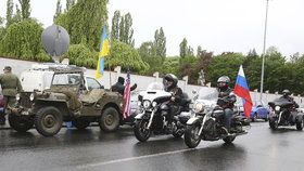 Pietním místem motorkářů je i pravoslavná část Olšanských hřbitovů v metropoli