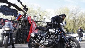 Ruští motorkáři Noční vlci v čele s Alexanderem Zaldostanovem vyrazili z Moskvy na další spanilou jízdu do Berlína 29. 4. 2016.