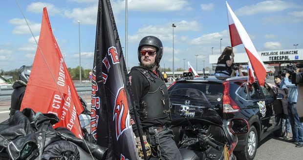 Polští pohraničníci nepustili Putinovy Noční vlky dál. Kvůli bezpečnosti