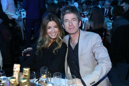 Noel Gallagher se Sarou MacDonald