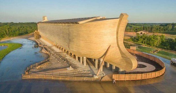 Nadšenci se radují z nálezu Noemovy archy. Pochází trámy na hoře z biblické lodi?