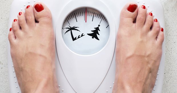 Na váhu si během hubnutí nestoupejte častěji než jednou týdně. Bez oblečení a ve stejnou denní dobu.