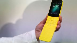 Finská Nokia s novým telefonem nostalgicky vzpomíná na Matrix