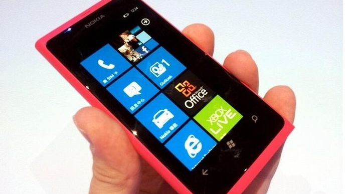 Nokia Lumia 800