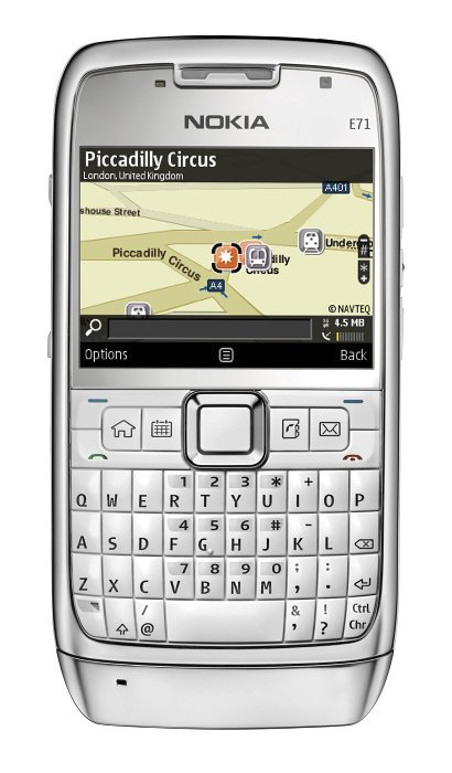  Původní Nokia E71 z roku 2008 byla elegantní kovový smartphone pro manažery.