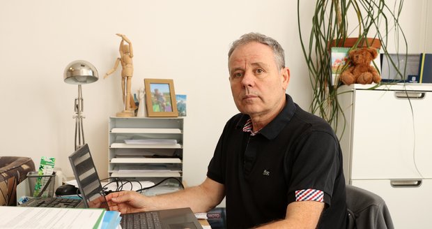 Miroslav Bubeník,  ředitel organizace.