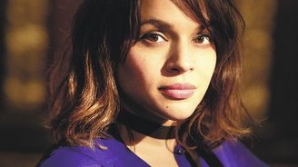 Norah Jones: Několikanásobná držitelka Grammy se poprvé představí českým fanouškům