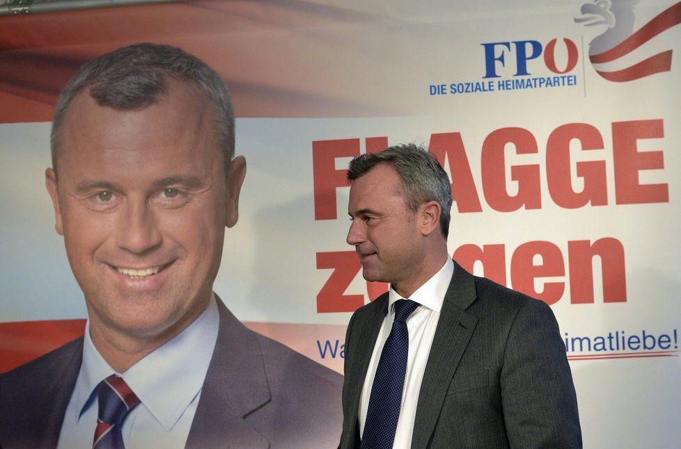 Norbert Hofer, který za nacionalisticky orientovanou Svobodnou stranu Rakouska (FPÖ) kandiduje na rakouského prezidenta.
