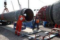 Brusel chce Rusko zmáčknout kvůli Ukrajině: Plynovod Nord Stream 2 je v ohrožení?