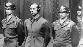 Hitlerův lékař Karl Brandt (†44) byl odsouzen k trestu smrti.