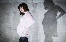 Těhotná Norisová: Bříško ukázala až před porodem!