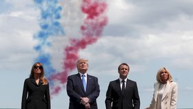 Prezident USA Trump s manželkou Melanií a francouzský prezident Macron s manželkou Brigitte na oslavách 75. výročí Dne D, (6.06.2019).