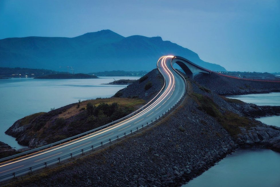 Nebezpečná Atlantic Ocean Road