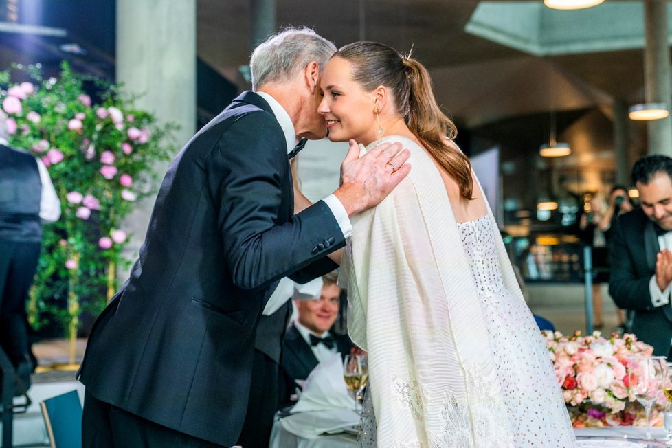 Norský premiér Jonas Gahr Stoere a princezna Ingrid Alexandra