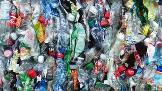 Pyrolýza plastů je jeden ze způsobů chemické recyklace a je ve stadiu výzkumu, říká doc. Pohořelý