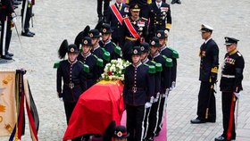 Pohřeb norského krále Haralda V.: Převoz rakve do pevnosti Akershus (9.9.2026)