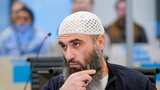 Přívrženec ISIS zběsile střílel u gay baru. Dva lidi zabil, další zranil. Dostal 30 let