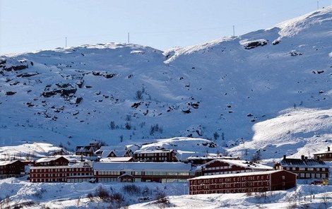 Švédský Riksgränsen, nejsevernější lyžařské středisko na světě