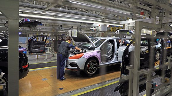 Automobilka Hyundai v Nošovicích po odstávce obnovila výrobu