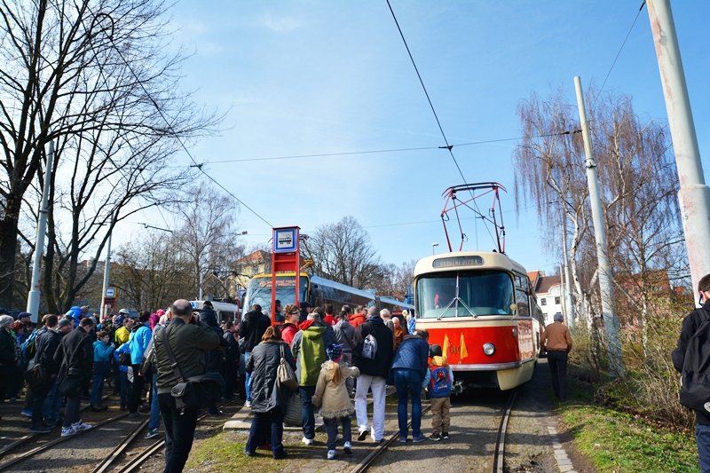 Akci si nenechaly ujít desítky lidí.