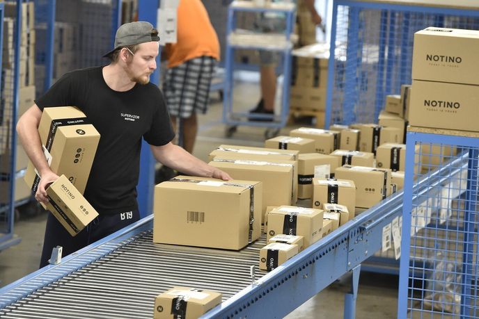 Notino propouští. Notino propouští.