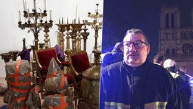 Hrdina z Bataclanu zachránil v pondělí z plamenů cenné relikvie.