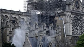 Osud Notre-Dame není výjimečný. Připomeňte si další památky, které zničil oheň