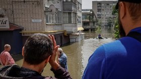 Evakuace před záplavami v Nové Kachovce (7.6.2023)