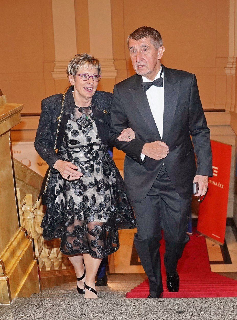 Premiér Andrej Babiš a Marta Nováková, ministryně průmyslu