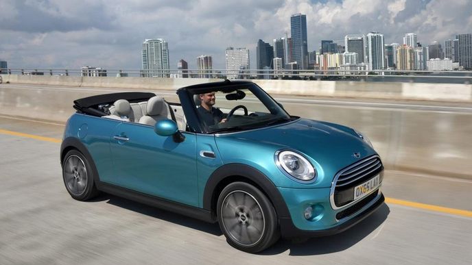 Nové Mini přichází také ve verzi Convertible