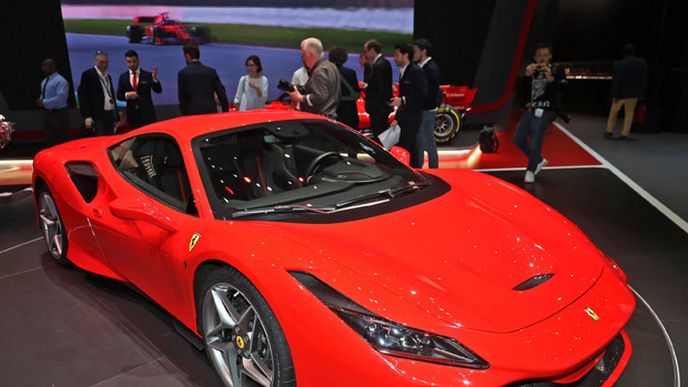 Autosalon Ženeva 2019 živě: Fotogalerie z prvního dne. Je to tu nějaké chudé... Autosalon Ženeva 2019 živě: Fotogalerie z prvního dne. Je to tu nějaké chudé...