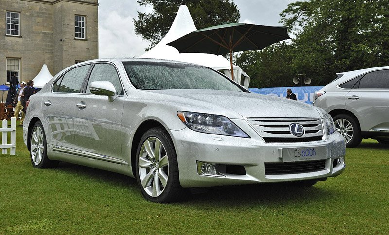 Lexus LS600h