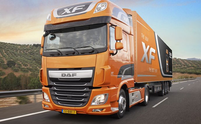 DAF představil tahač Euro 6 XF Low Deck